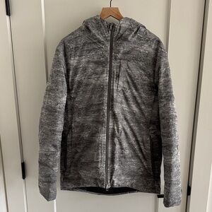 Lululemon Men's Gray Camo Puffer